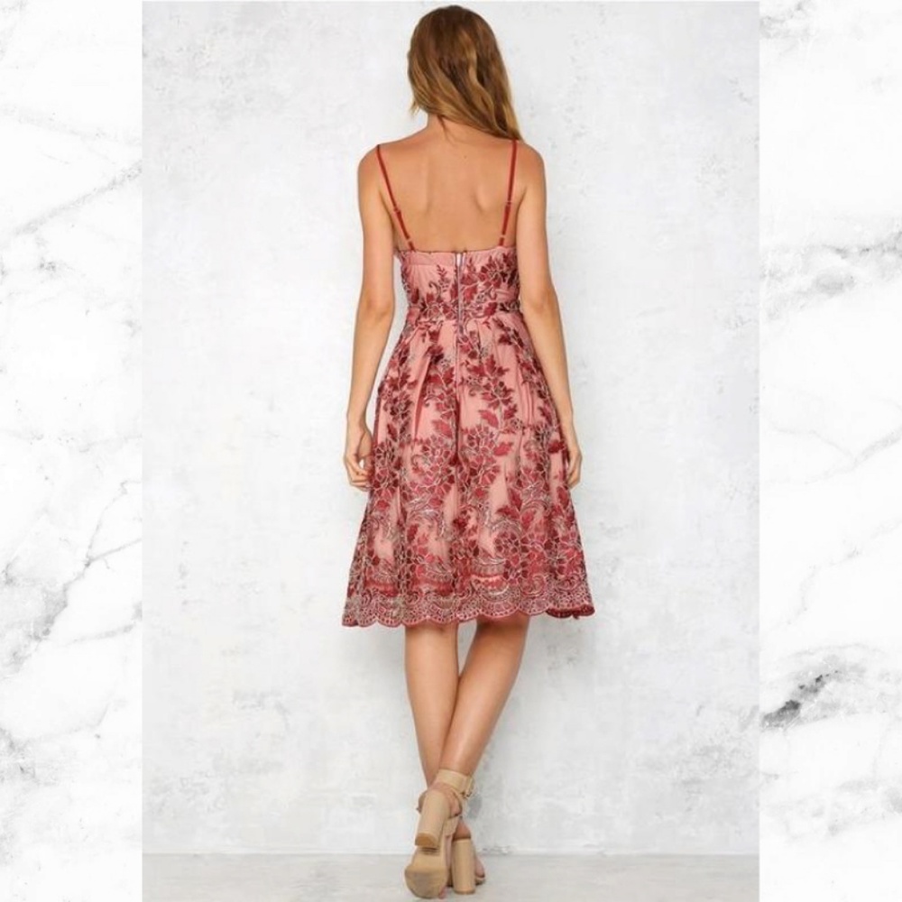 'Primrose Petals' Dress! - Picture 5 of 5